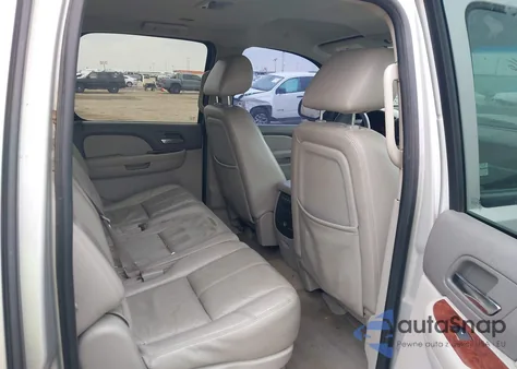 2011 Chevrolet Suburban 1500 Lt1 from USA, damaged, VIN 1GNSCJE04BR289176